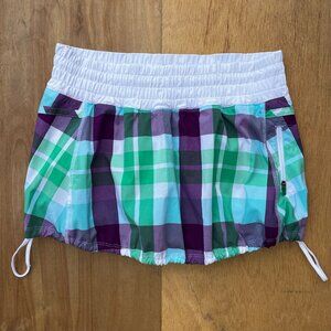 LULULEMON TRACKER FOXY PLAID SKORT WOMEN’S sz 6 Purple White Sports Gym